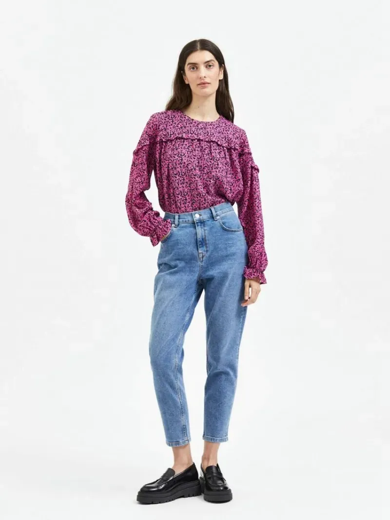 Shops selected mom jeans